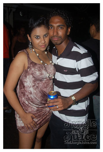 karma_sutra_x_2011-071