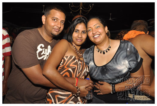 karma_sutra_x_2011-118