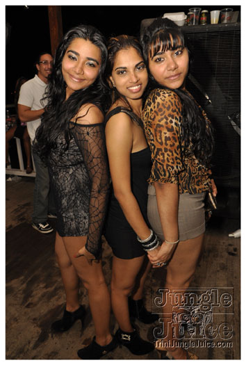 karma_sutra_x_2011-130