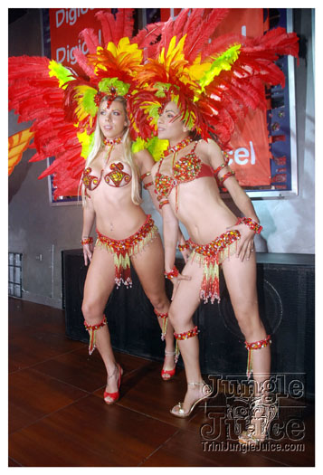 legacy_band_launch_2012-066