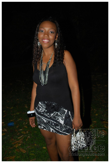 mania_2011-043