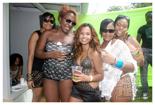 naked_sep1-017