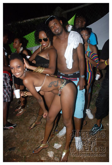 naked_sep1-138