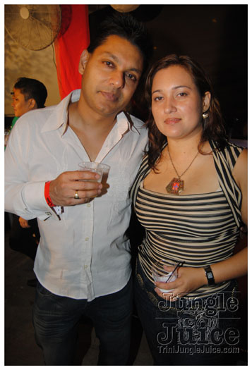 oasis_band_launch_2012-129
