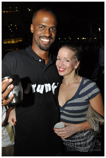 rise_2011-054