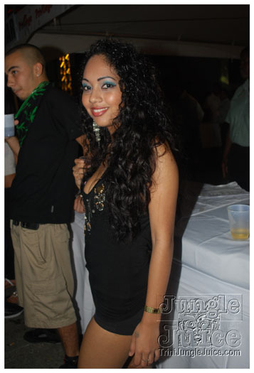 rise_2011-102