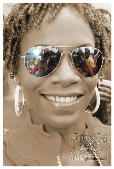 silent_morning_trini_2011-138