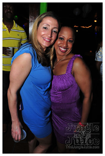 sos_2011-049