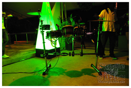 sos_2011-075