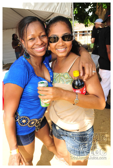 vale_bfast_party_2011_part3-172