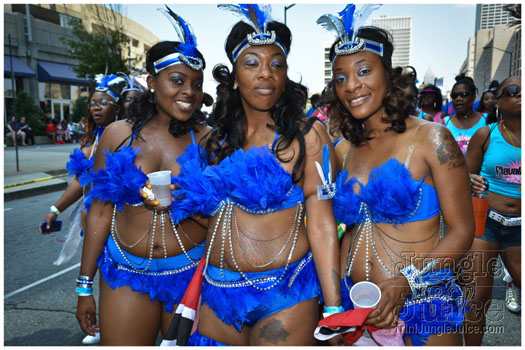 atl_carnival_parade_2012_pt1-021