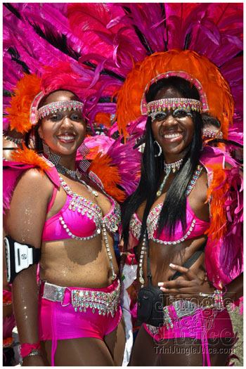 atl_carnival_parade_2012_pt1-139