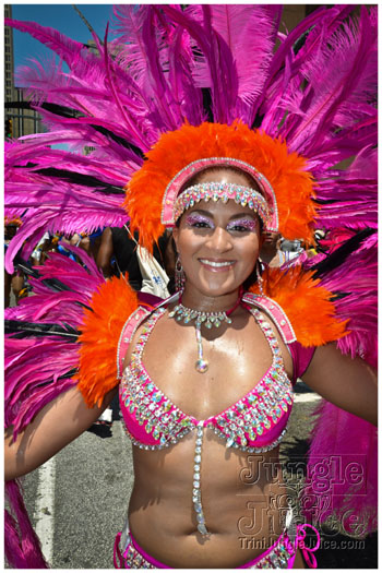 atl_carnival_parade_2012_pt1-141