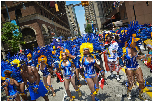 atl_carnival_parade_2012_pt1-142