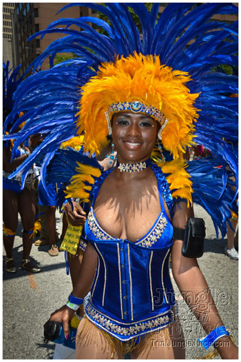 atl_carnival_parade_2012_pt1-144