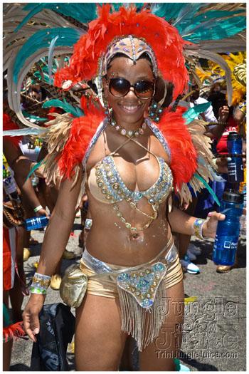 atl_carnival_parade_2012_pt1-150