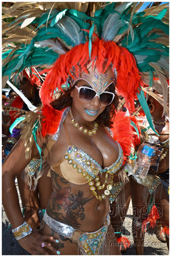 atl_carnival_parade_2012_pt1-152