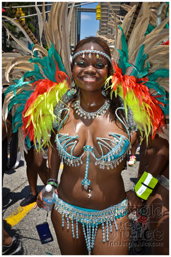 atl_carnival_parade_2012_pt1-155