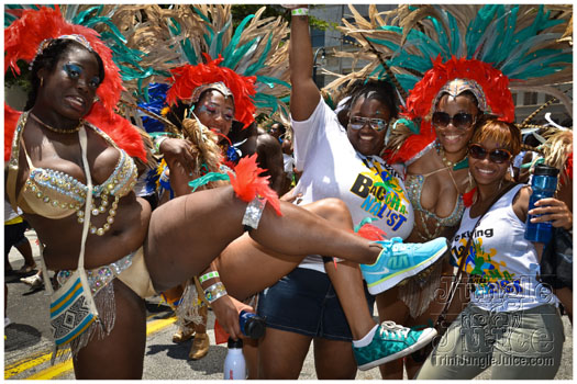 atl_carnival_parade_2012_pt1-160