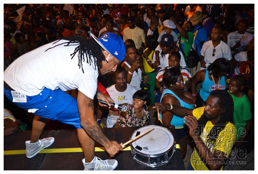 atl_carnival_parade_2012_pt2-148