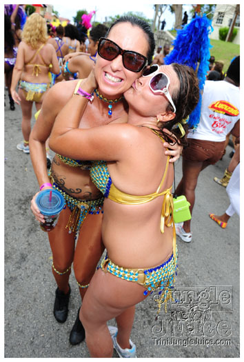 kadooment_day_baje_2012-111