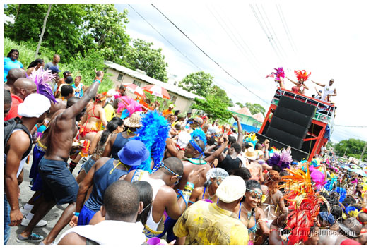kadooment_day_baje_2012-184