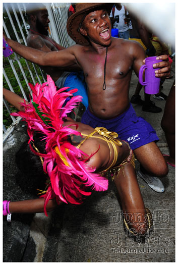 kadooment_day_baje_2012-267