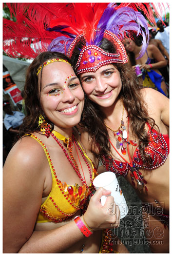 kadooment_day_blue_box_2012-089