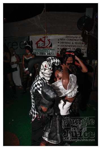 asylum_oct27-070