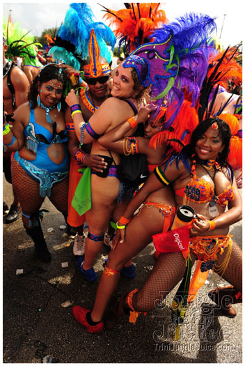 miami_carnival_2012_part2-045