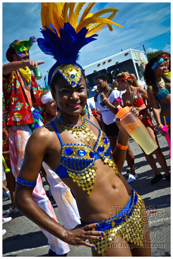 cayman_carnival_2012_part1-108