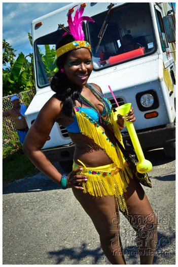 cayman_carnival_2012_part1-121
