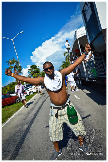 cayman_carnival_2012_part1-127