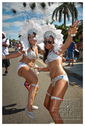 cayman_carnival_2012_part1-156
