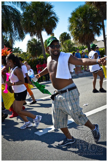 cayman_carnival_2012_part1-159