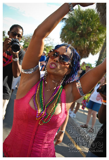 cayman_carnival_2012_part1-172