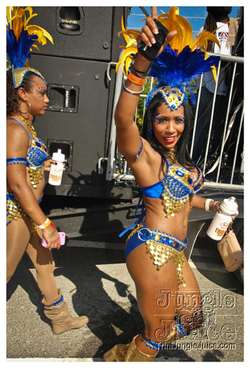 cayman_carnival_2012_part1-189