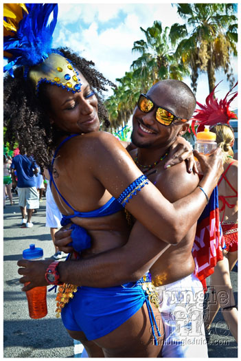 cayman_carnival_2012_part2-173