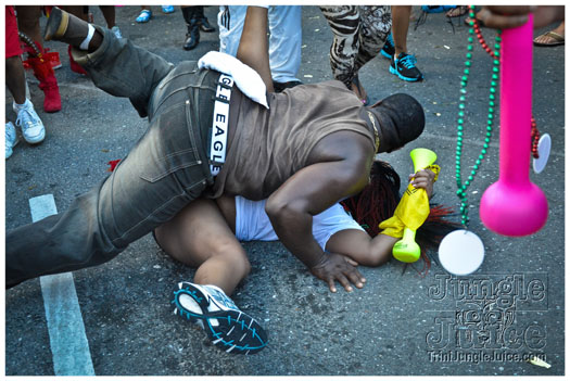 cayman_carnival_2012_part3-122