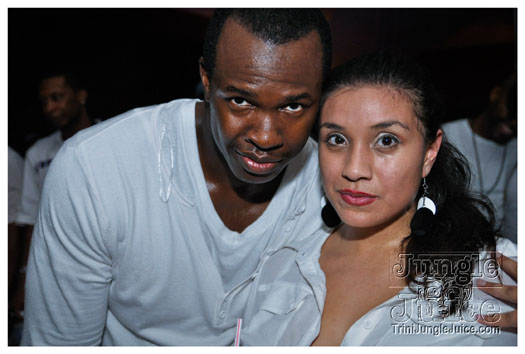 houston_ultra_glow_jul5-183