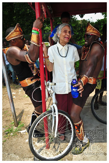 bacchanal_ja_roadmarch_2012_pt2-211