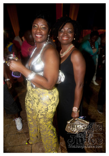 amnesia_nyc_2012-219