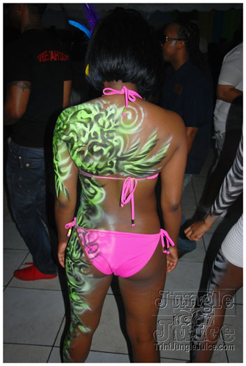 rise_neon_may27-024