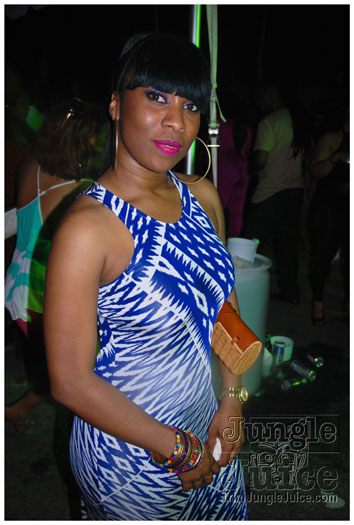 rise_neon_may27-083