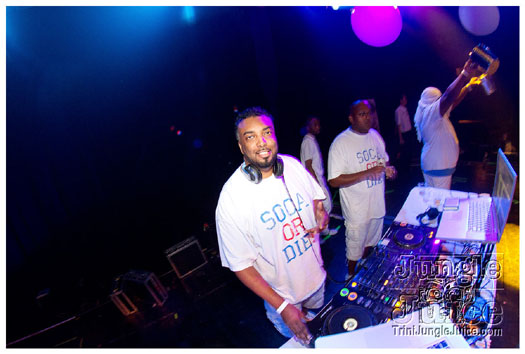 whiteout_jul21-072
