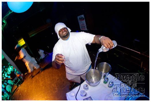 whiteout_jul21-082
