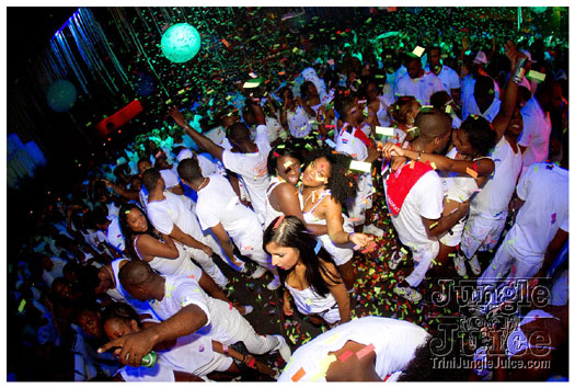 whiteout_jul21-093