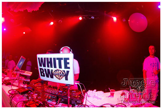 whiteout_jul21-103