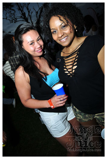 beach_house_2012_part1-126