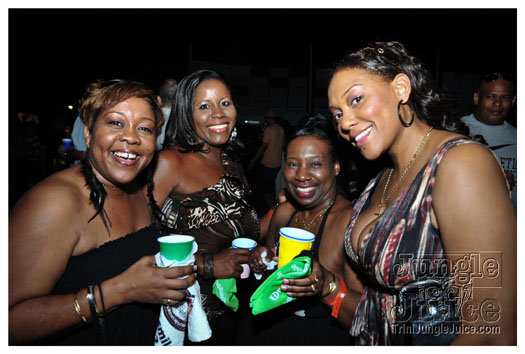beach_house_2012_part1-206